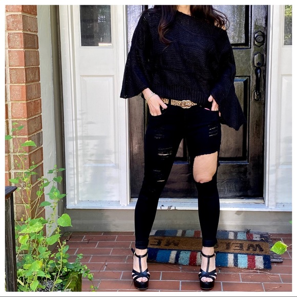 ✨LAST ONES✨Black Ultra Distressed Skinny Jeans - Picture 8 of 9